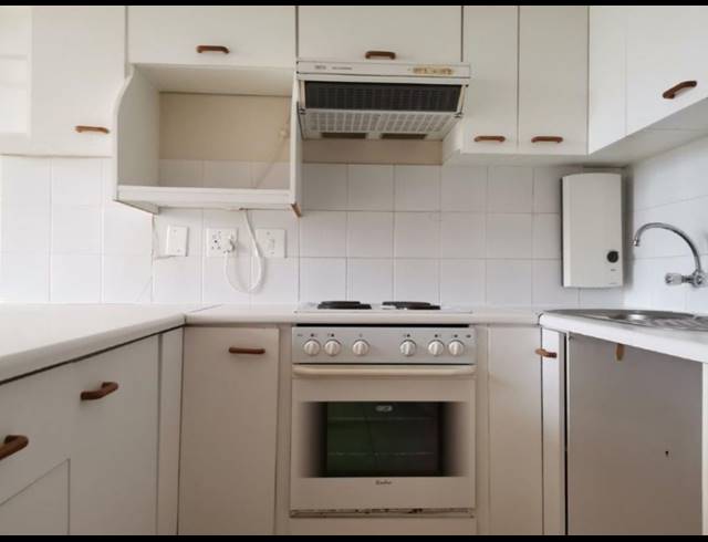 2 bed property to rent in MOWBRAY